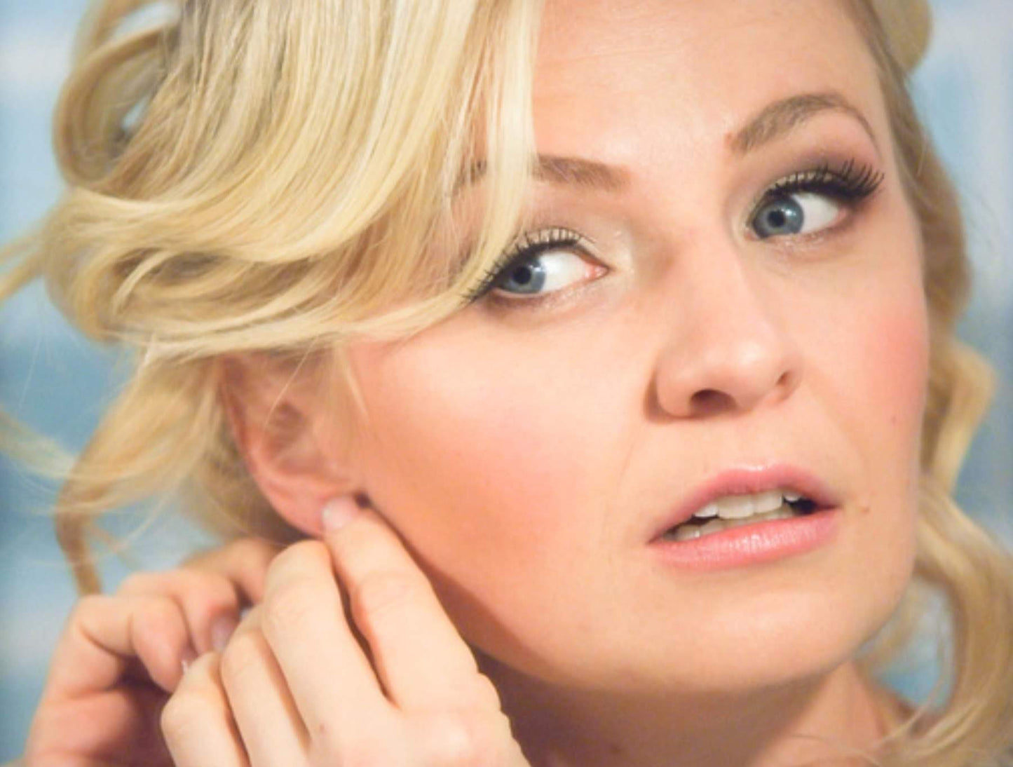 Bridal Makeup - In-Person 90 min     |  Zoom 2 Hrs